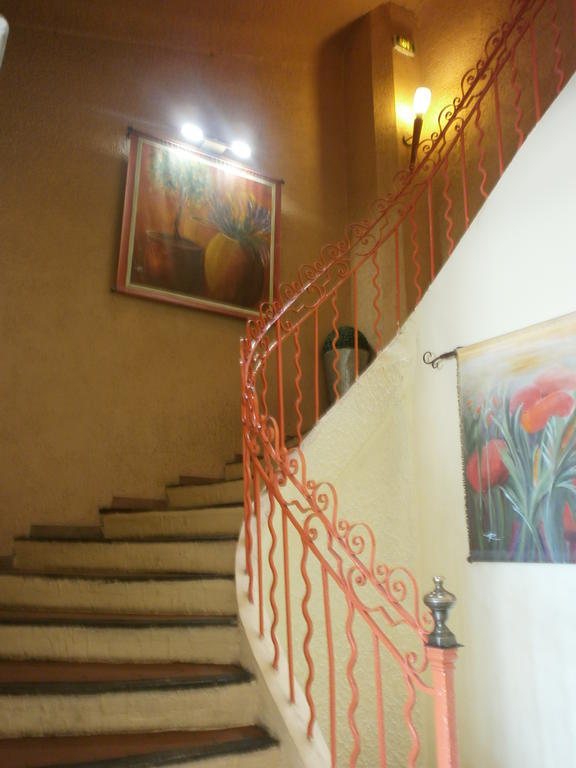 Hotel Bonaparte Toulon Exteriör bild